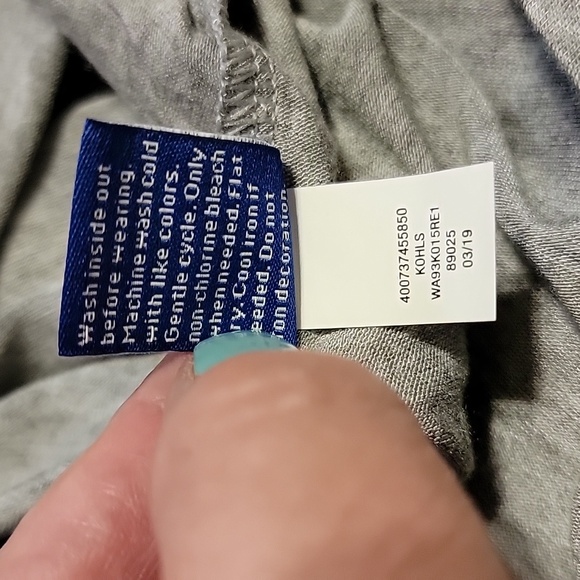 Apt. 9 women's XL sparkle shoe design short sleeve shirt gray - Picture 9 of 9